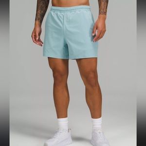 Lululemon - Mens - Light Blue - Pace Breaker Lines Shorts - 5in